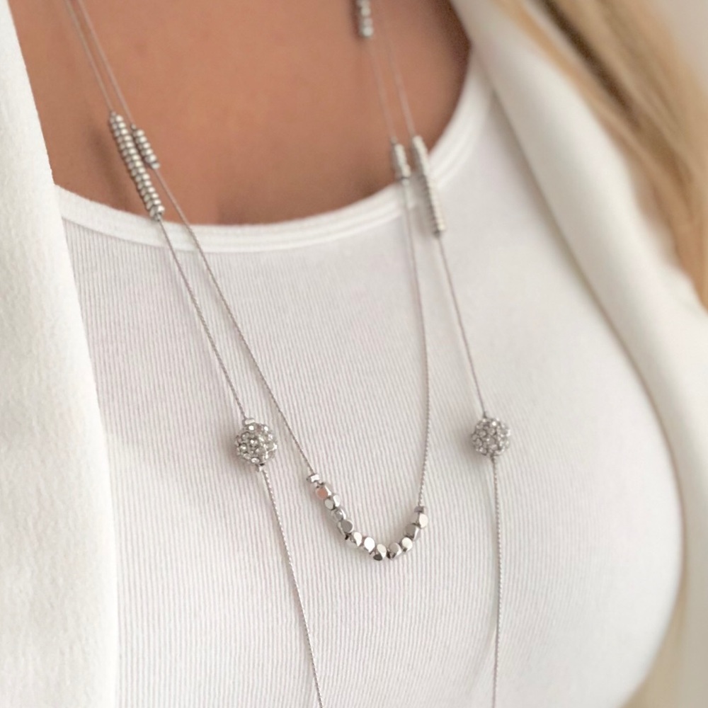 Express silver beaded layered necklace - Picture 3 of 3